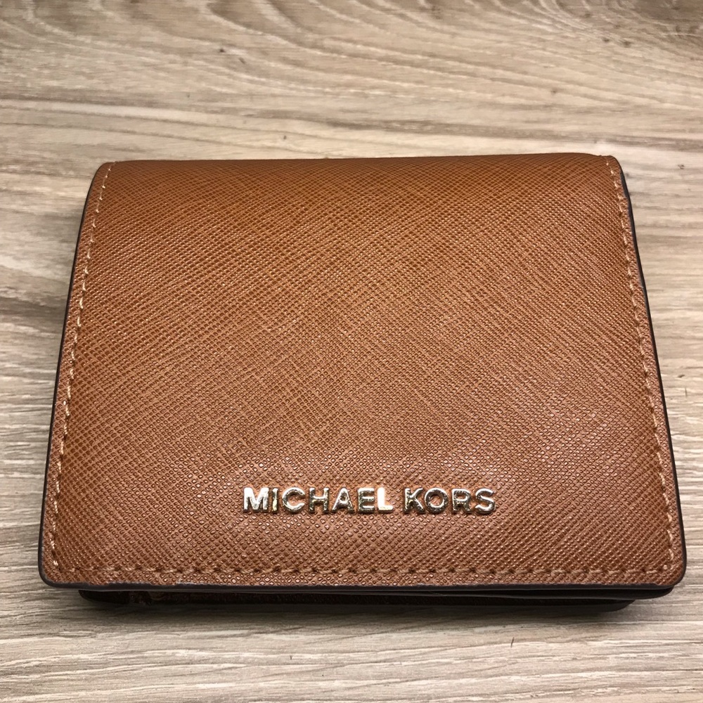 Jet Set Travel Saffiano Leather Card Holder